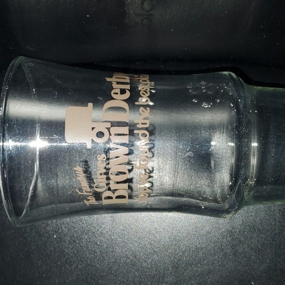 The Famous Girves Brown Drrby restaurant tall glass 20 ounces I think - Picture 2 of 3